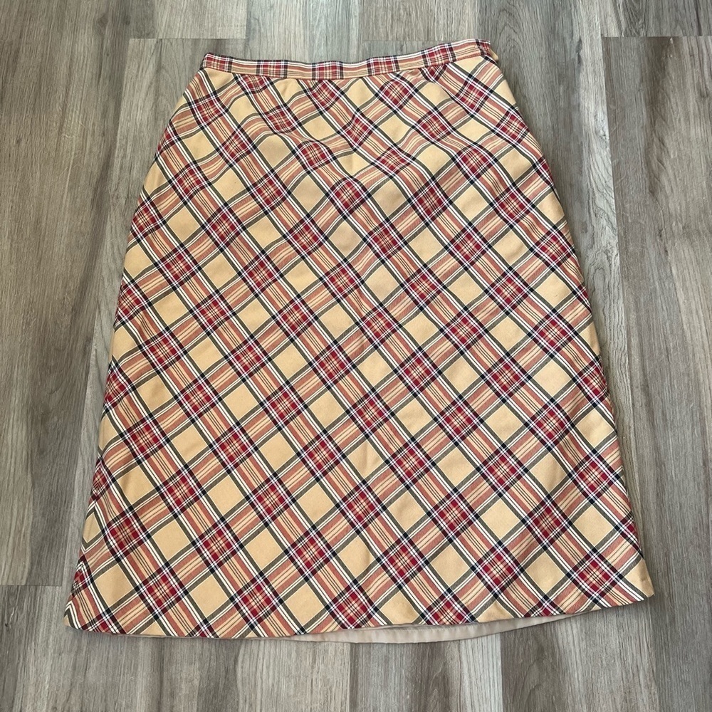 Women's Vintage Sag Harbor Tan/Red Plaid Skirt